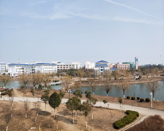 宿迁校园风景_宿迁职业技术学院()